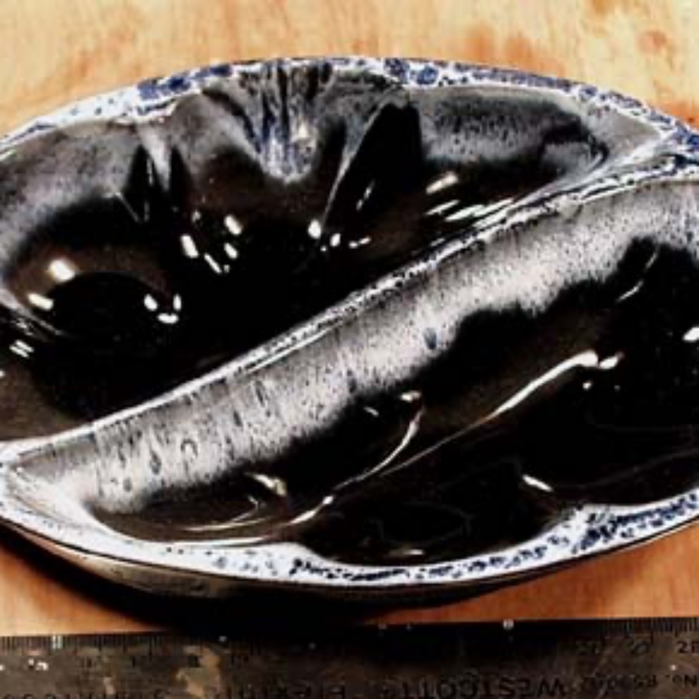BLUE MOUNTAIN DISH 1973 VINTAGE, DIVIDED 2 SECTIONS, GRANITE COBALT BLUE,
